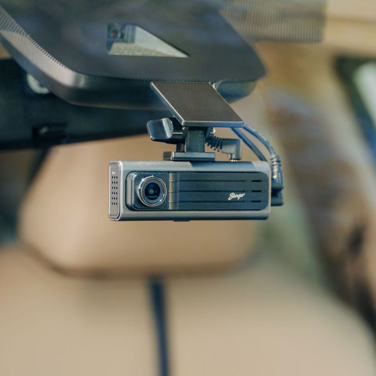stinger-sdc-2chfhd-opsis-universal-full-hd-front-and-rear-dash-camera-631300